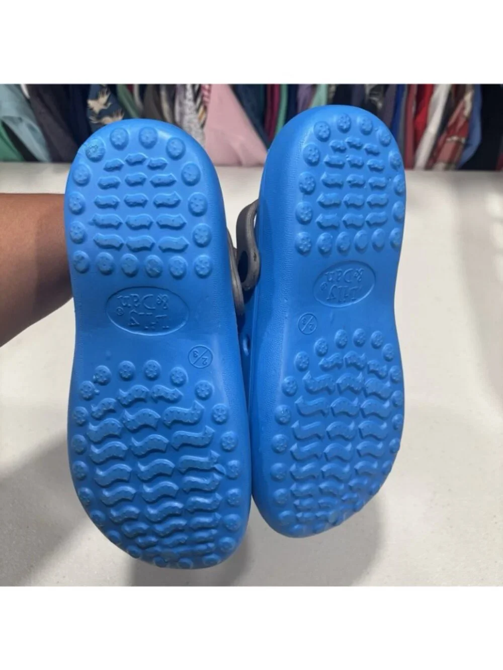 Lily & Dan Unisex Kids Blue/Gray Slip-On Clog Shoes w/ Heel Strap, Logo sz 2/3